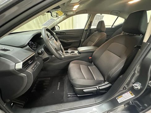 Used 2024 Nissan Altima 2.5 S image 27