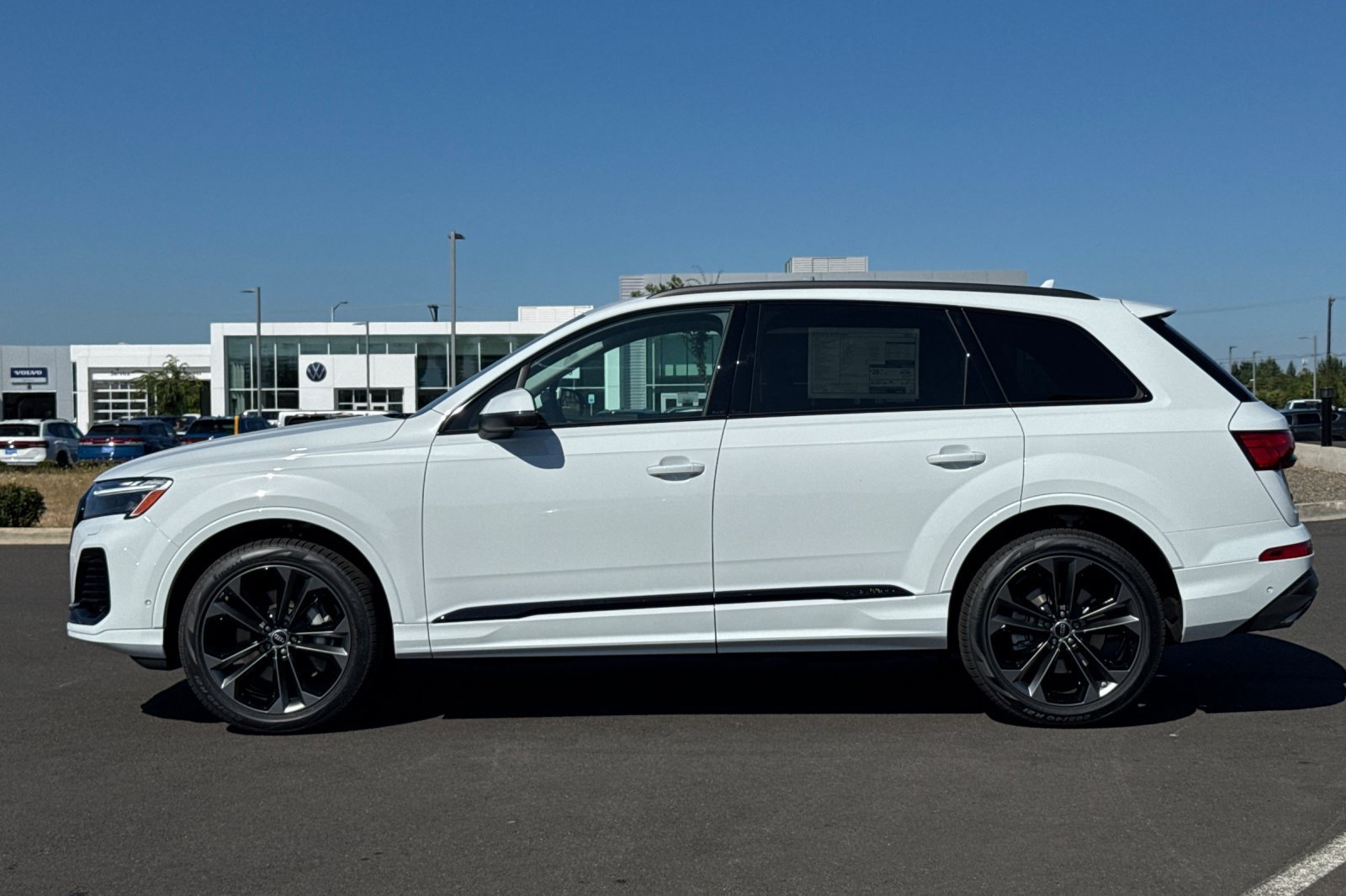 Used 2025 Audi Q7 3.0T Premium Plus AWD/4WD image 6