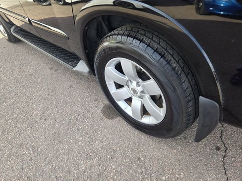 Used 2008 Nissan Armada LE w/ Technology Pkg image 6
