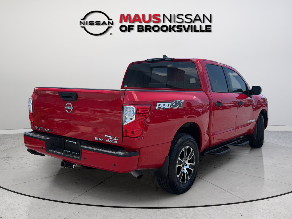 Certified 2024 Nissan Titan SV w/ Accessory Utility Package AWD/4WD image 12