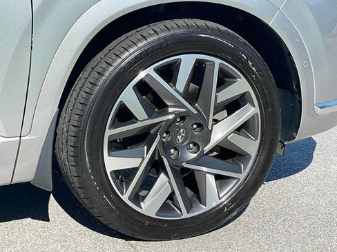 Used 2023 Hyundai Santa Fe Calligraphy image 22