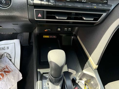 Used 2025 Toyota Camry LE image 26