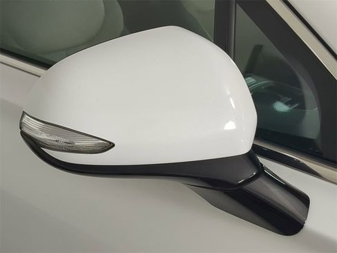 Certified 2023 Hyundai Santa Fe SEL image 12