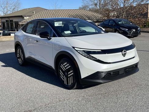 New 2026 Nissan Leaf SV+ w/ Floor Mat Package (SV+) FWD image 6