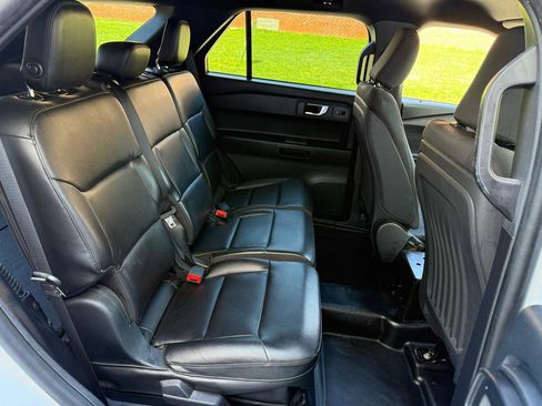 Used 2020 Ford Explorer 4WD Police Interceptor image 24