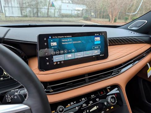 New 2026 INFINITI QX60 Autograph image 18