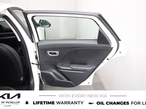 New 2026 Kia K4 FWD image 13