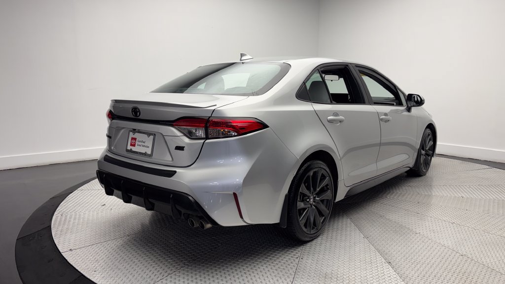 Certified 2025 Toyota Corolla SE FWD image 34