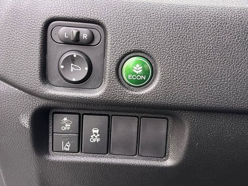 Used 2022 Honda Pilot Sport image 33