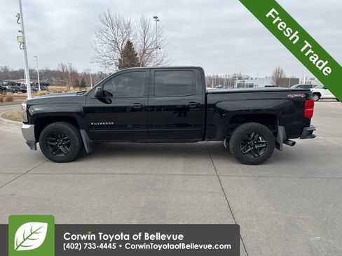 Used 2017 Chevrolet Silverado 1500 LT w/ All Star Edition image 7
