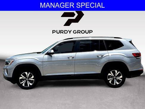 Certified 2026 Volkswagen Atlas SE FWD image 5