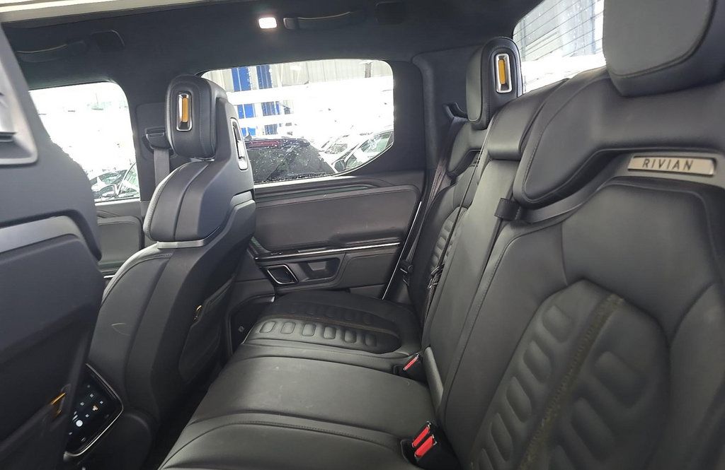 Used 2023 Rivian R1T Adventure Dual AWD/4WD image 8