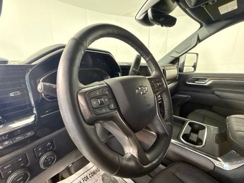 Used 2024 Chevrolet Silverado 2500 High Country w/ High Country Premium Package image 13