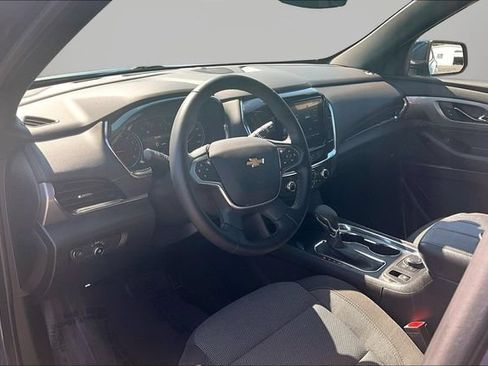 Used 2023 Chevrolet Traverse LT AWD/4WD image 12