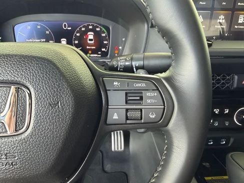 Used 2025 Honda Accord Sport image 19