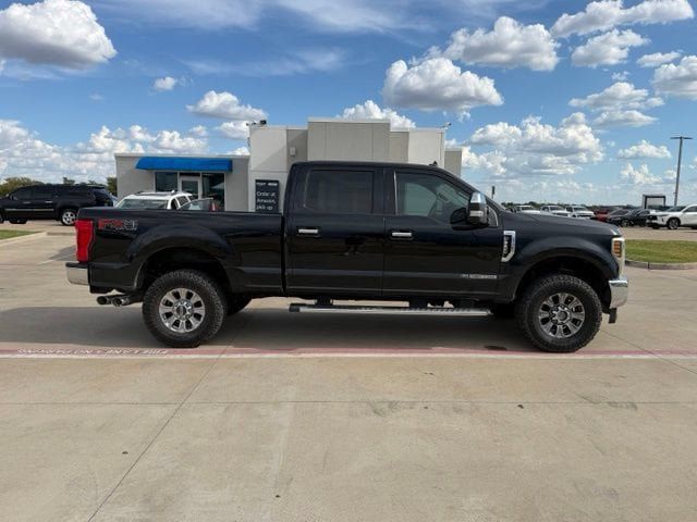 Used 2019 Ford F250 XLT w/ XLT Premium Package AWD/4WD image 2