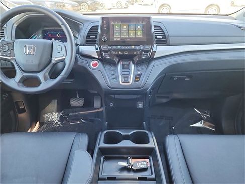 Used 2024 Honda Odyssey EX-L image 11
