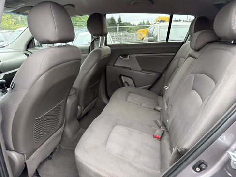 Used 2012 Kia Sportage LX AWD/4WD image 9