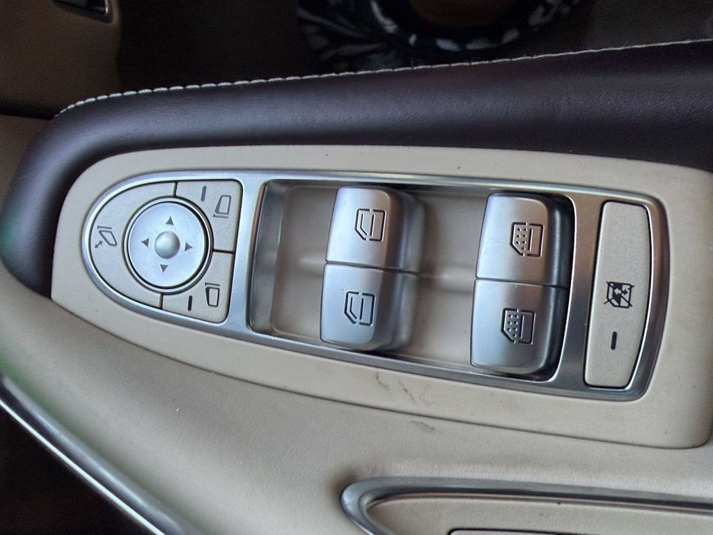 Used 2019 Mercedes-Benz Maybach S 560 4MATIC image 25