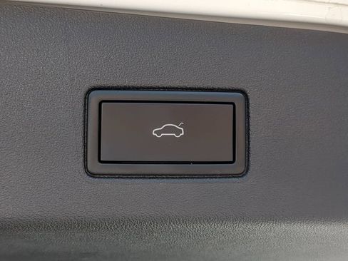 Certified 2023 Volkswagen ID.4 Pro S RWD image 11