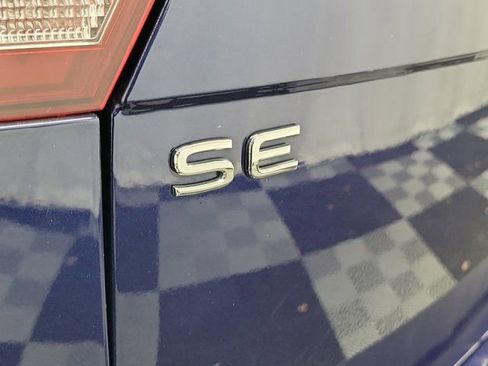 Used 2023 Volkswagen Tiguan SE FWD image 8