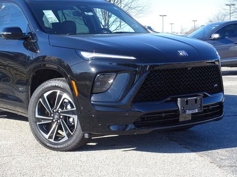 New 2025 Buick Enclave Sport Touring w/ Super Cruise Package image 2