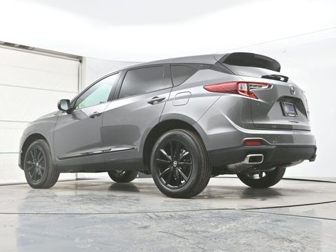 Used 2025 Acura RDX SH-AWD image 32