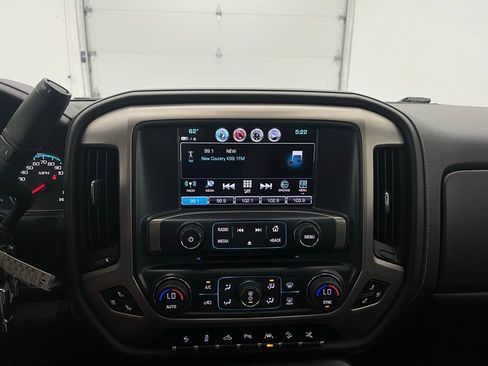 Used 2017 GMC Sierra 1500 Denali w/ Denali Ultimate Package AWD/4WD image 24