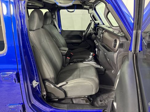 Used 2018 Jeep Wrangler Unlimited Sport S AWD/4WD image 4