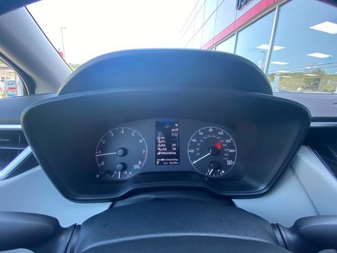 Used 2023 Toyota Corolla LE FWD image 16