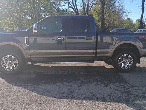 Used 2020 Ford F350 Lariat w/ Lariat Ultimate Package AWD/4WD image 4