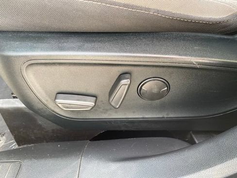 Used 2022 Ford Escape SE w/ SE Sport Appearance Package AWD/4WD image 14