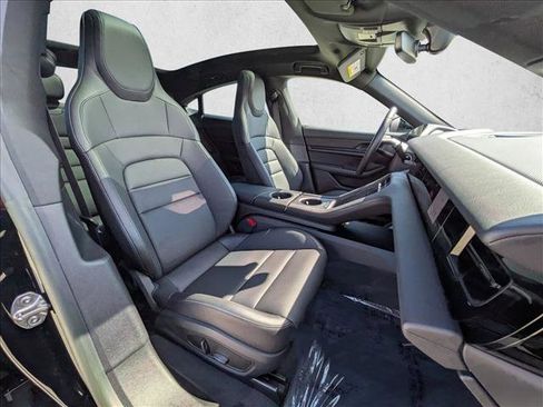 Used 2024 Porsche Taycan image 24