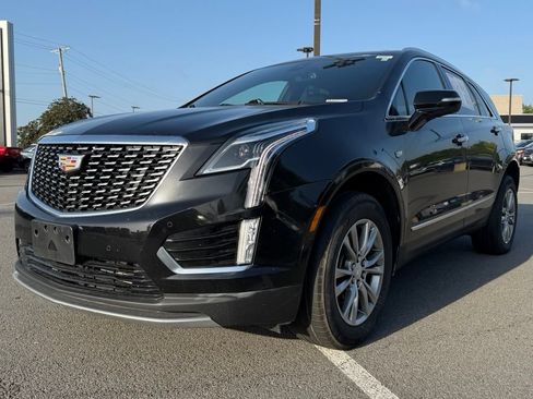 Used 2022 Cadillac XT5 Premium Luxury FWD image 3