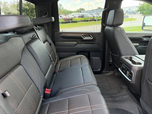 Used 2024 Chevrolet Silverado 3500 High Country w/ High Country Premium Package AWD/4WD image 46