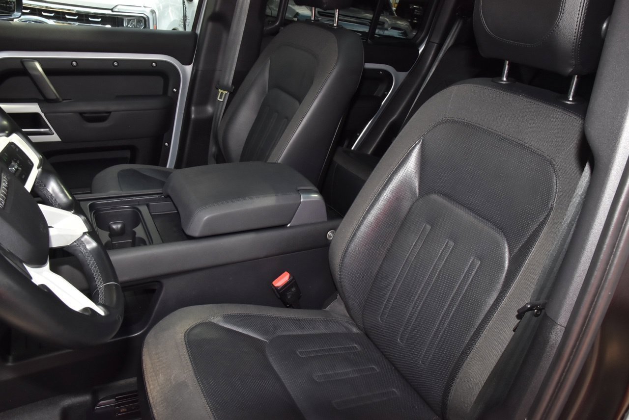 Used 2021 Land Rover Defender 110 S AWD/4WD image 32