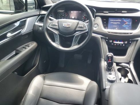 Certified 2024 Cadillac XT5 Premium Luxury w/ Technology Package FWD image 15