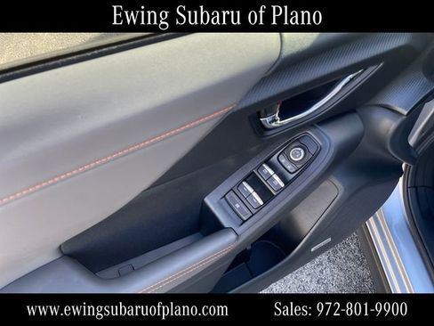 Certified 2025 Subaru Crosstrek 2.5i Limited w/ Crosstrek Mirror Package image 12