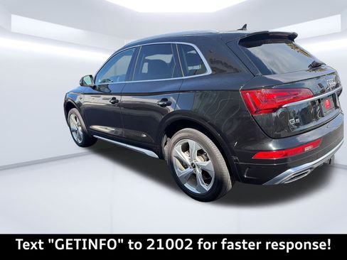 Used 2023 Audi Q5 2.0T Prestige w/ Prestige Package image 6