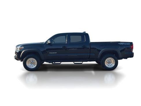 Used 2019 Toyota Tacoma TRD Off-Road w/ Technology Package AWD/4WD image 5