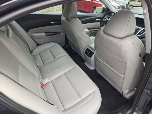 Used 2015 Acura TLX FWD image 23