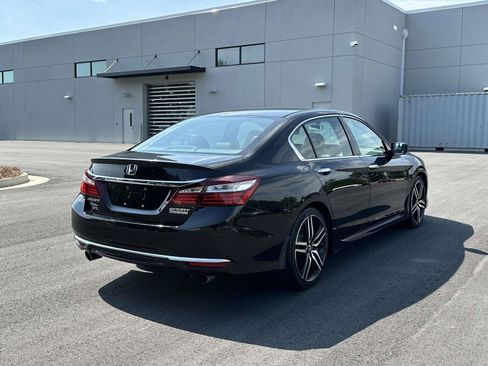Used 2017 Honda Accord Sport Special Edition image 25