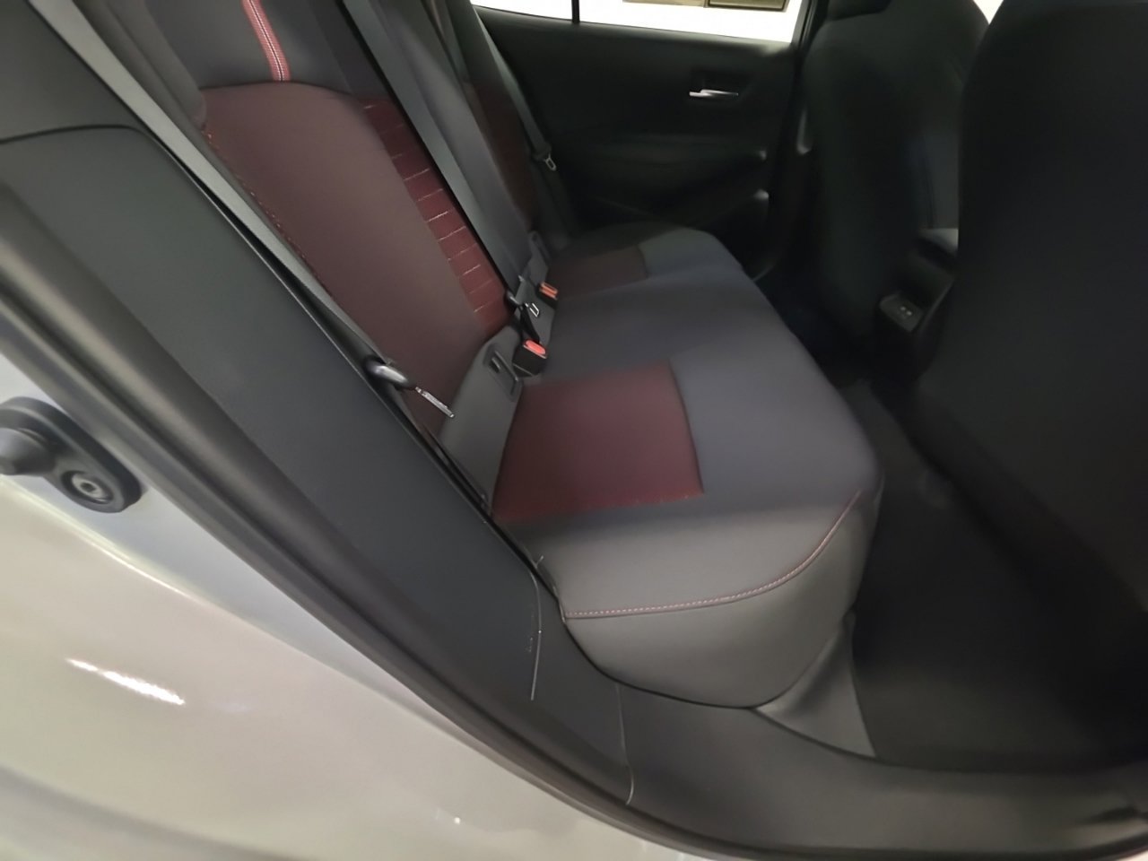 Used 2024 Toyota Corolla SE FWD image 20