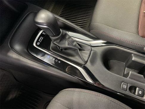 Certified 2025 Toyota Corolla SE image 30