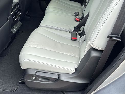 Used 2022 Acura MDX FWD w/ Technology Package image 15