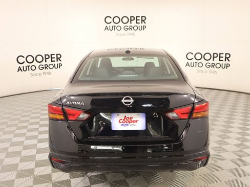 Used 2025 Nissan Altima 2.5 SV image 20