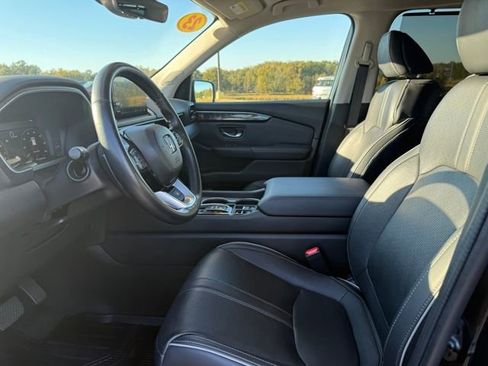 Used 2023 Honda Pilot Elite image 9