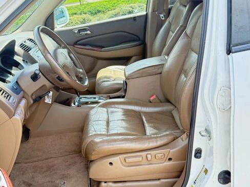 Used 2005 Acura MDX Touring image 9