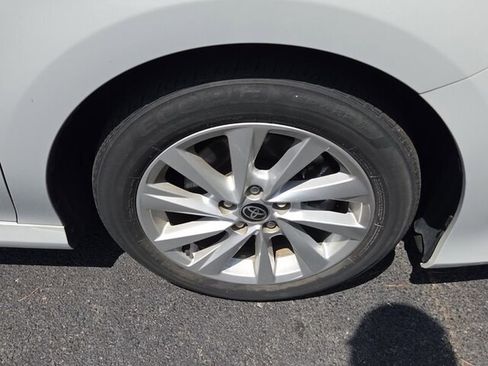 Used 2023 Toyota Camry LE FWD image 18