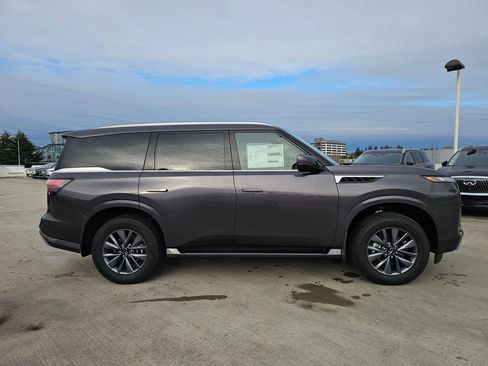 New 2026 INFINITI QX80 Pure image 9
